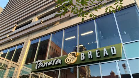 panera downtown des moines.